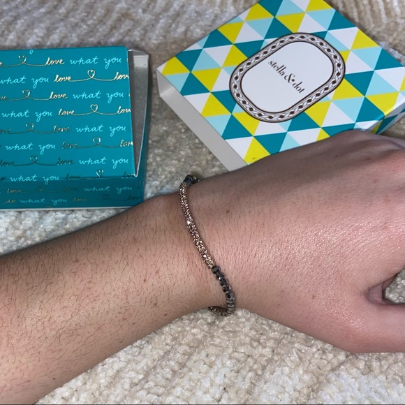 Stella & Dot bracelet - Picture 5 of 9